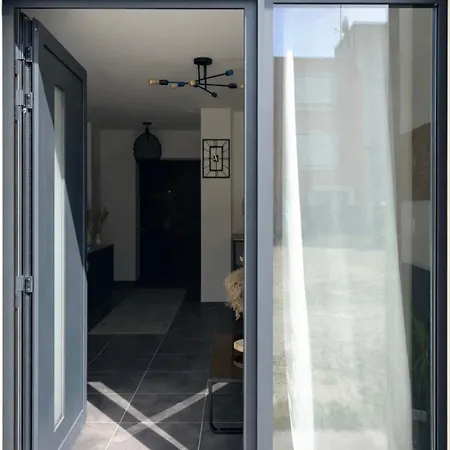 بيت للعطل La Maison Lunea *